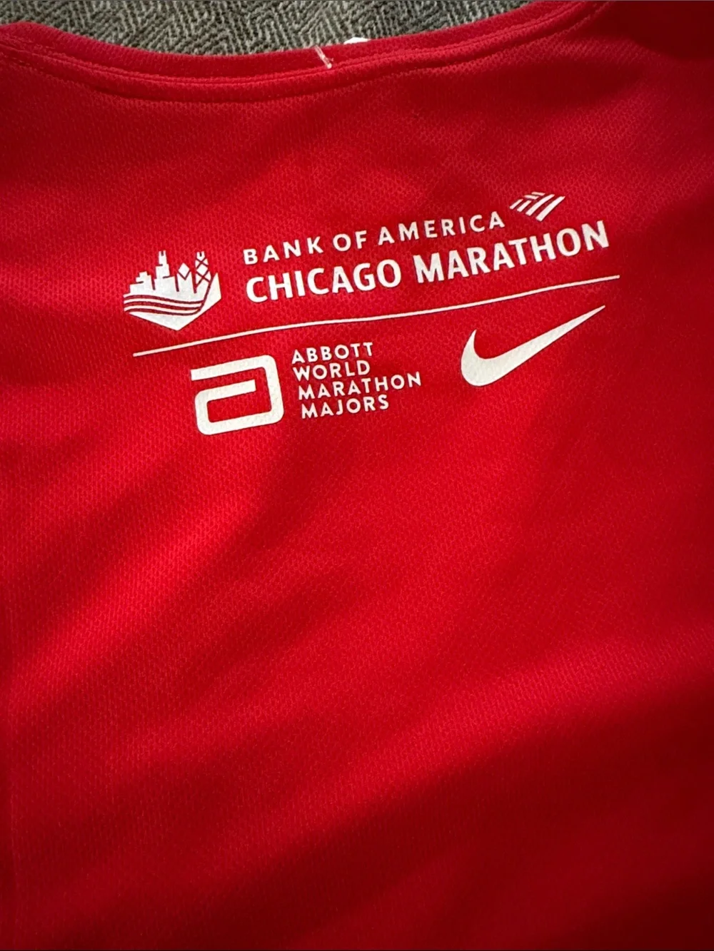 Nike Red Bank of America 2025 Chicago Marathon Performance Tee with Logos